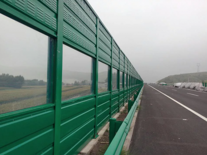 How are Concrete And Panels Different for Noise Barriers?